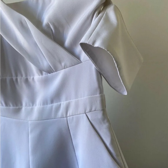 Runaway Elixir Playsuit White Sizes 8, 12 UK - Picture 3 of 4